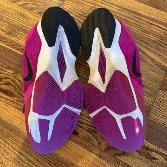 Nike Fuchsia and Black Tennis Shoes - Picture 5 of 5
